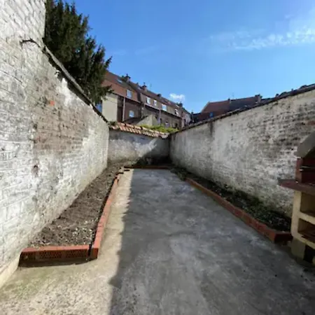 Ng Suitehome - Lille I Remy Cogghe - - Netflix - Wifi *