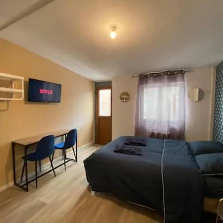 Ng Suitehome - Lille I Remy Cogghe - - Netflix - Wifi